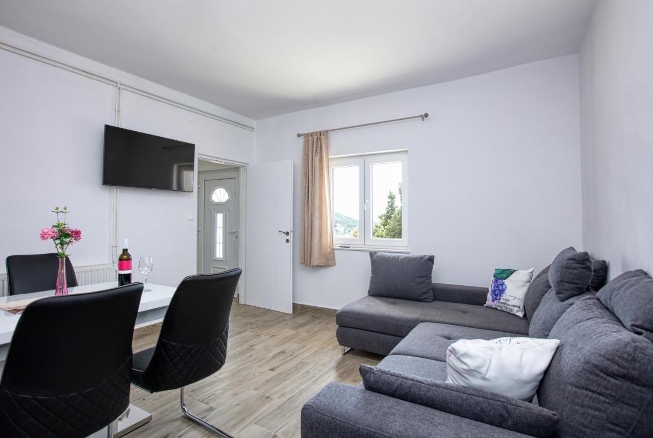Apartment Tisno 5130C Eksteriør bilde