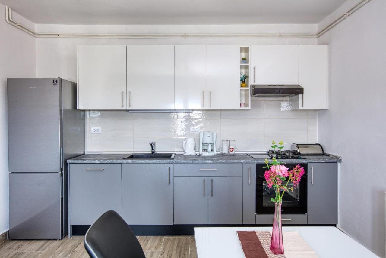 Apartment Tisno 5130C Eksteriør bilde